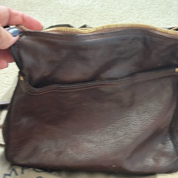 Campomaggi Rich Brown Leather Crossbody with Gold Accents - Picture 3 of 12